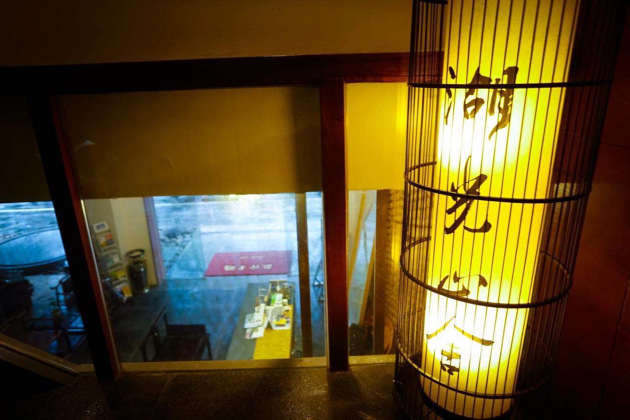 Guilin Huguang Shanshe Holiday Hotel מראה חיצוני תמונה
